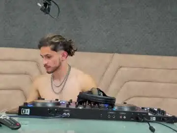 Chaturbate Live Porn of axel_porn_