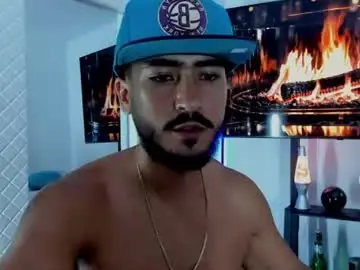 Chaturbate Live Sex Cam of david_johnson372