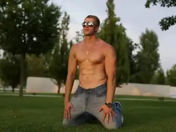 Chaturbate Free Porn Cam of marc105100