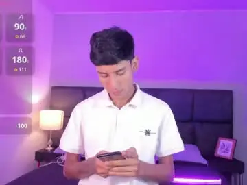 Chaturbate Best live sex cam show of damien_howard