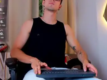 Chaturbate Best live sex cam show of etham_wolf1