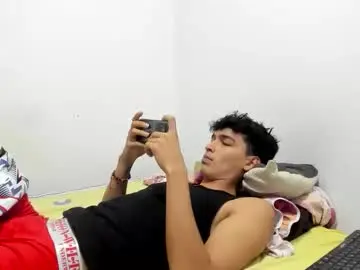 Chaturbate Live Porn of noah_curious