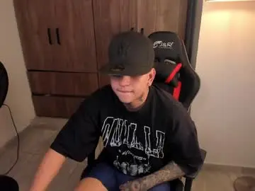 Chaturbate Best live sex cam show of jake_pons