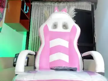 Chaturbate Live Sex Cam of diamondss_1