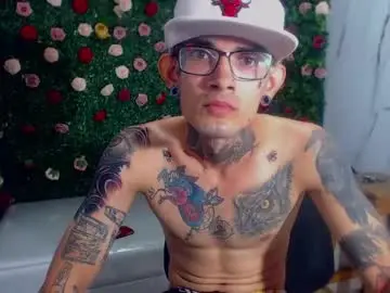 Chaturbate Private Sex Chat of boy_tatto77