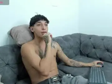 Chaturbate Adult Video Chat of kroywave