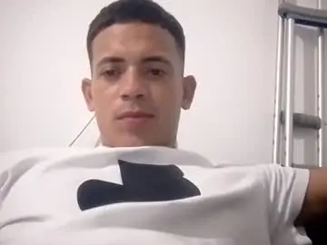 Chaturbate Sex Cam of latinohot_31