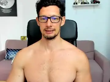 Chaturbate Live Sex Cam of brutusk1