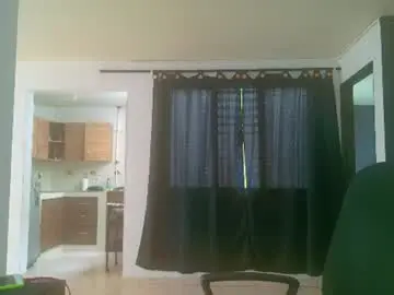 Chaturbate Live Sex Cam of matheusbeard2