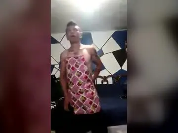 Chaturbate Live Sex Cam of chispahot69