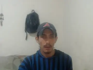 Chaturbate Sex Cam of snackontime19