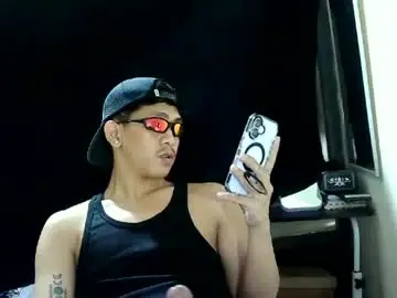Chaturbate Free Porn Cam of silkspider_210802