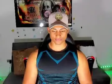 Chaturbate Nude Webcam of nathan_sexy247
