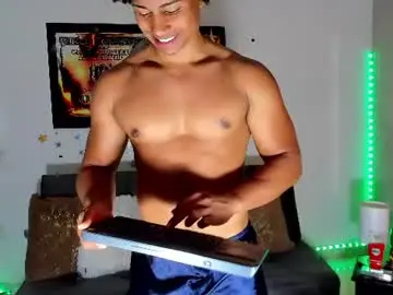Chaturbate Adult Webcams of nathan_sexy247