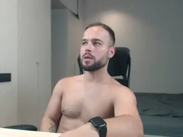 Chaturbate Nude Webcam of sandro_best