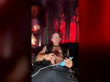 Chaturbate Live Porn of trent_pounder
