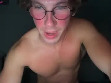 Chaturbate Adult Webcams of mizzo001