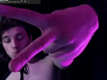 Chaturbate Live Porn of whiteegrimm