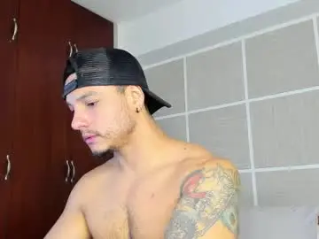 Chaturbate Watch Live Sex Cams of isaacsuarez