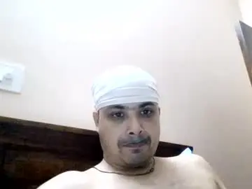 Chaturbate Live Sex Cam of cool_breeze09
