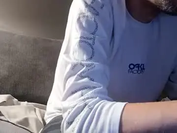 Chaturbate Live Sex of swontguy2025