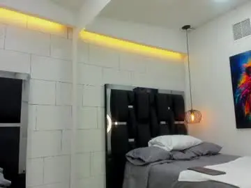Chaturbate Live Sex Cam of ethan_steed