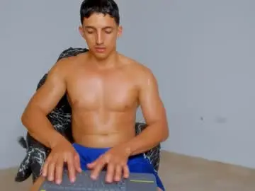Chaturbate Free Live Porn of jacob_black21