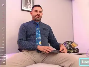 Chaturbate Live Sex Cam of jonas_beard1