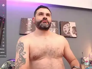 Chaturbate Live Sex Cam of jonas_beard1