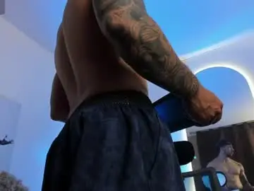 Chaturbate Best live sex cam show of liamreigns_
