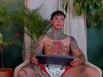 Chaturbate Adult Webcams of aron_ford