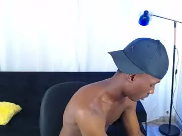 Chaturbate Live Porn of alexaandro18
