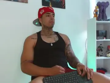 Chaturbate Live Sex of darius_phoenix