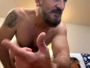 Chaturbate Free Live Porn of italiankingstripper