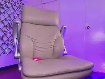 Chaturbate Best live sex cam show of _miguel7w7