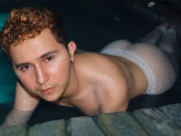 Livejasmin Sex Cam of IzanRoss