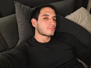 Streamate Private Sex Chat of Charlizee_23