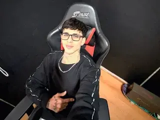 Streamate Free Live Porn of DanntheStiff67