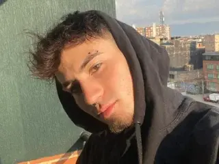 Streamate Free Live Porn of LucasKninght