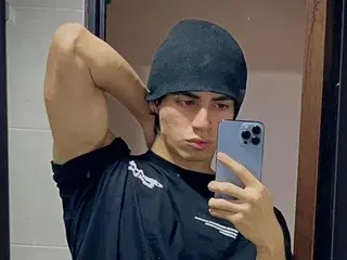 Streamate Live Porn of eren_jeager