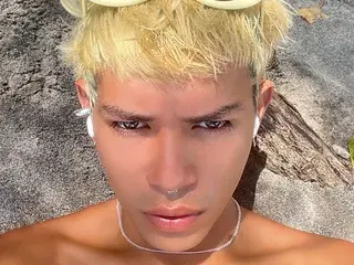 Streamate Sex Cam of User_erroor