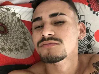 Streamate Free Live Porn of axelg