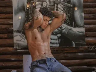 Streamate Sex Chat of Aron_ford