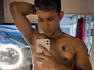 Streamate Watch Live Sex Cams of Anthony_voss27