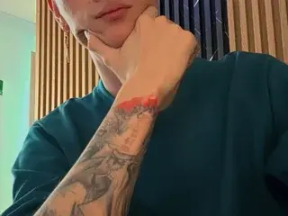 Streamate Private Sex Chat of TylerCat