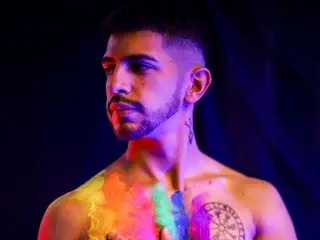 Streamate Sex Cam of AlejandroStorm
