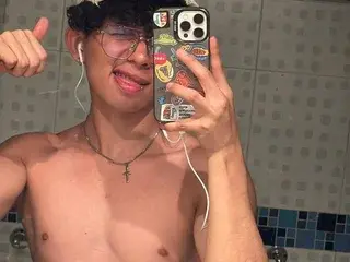 Streamate Free Porn Cam of lyan_twink