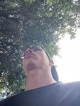 Stripchat Free Porn Cam of Andres_boy252