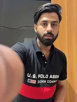 Stripchat Live Porn of Royalboy_03