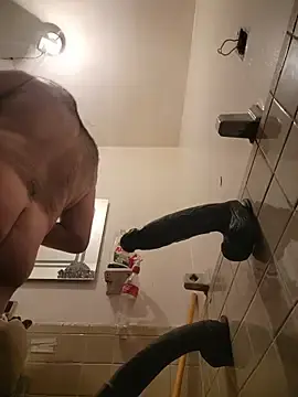Stripchat Live Sex Cam of Ricorry@xh